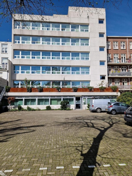 Court Garden Hotel - Ecodesigned image 2